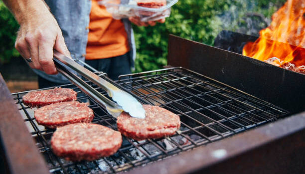 Gas oder Holzkohlegrill?